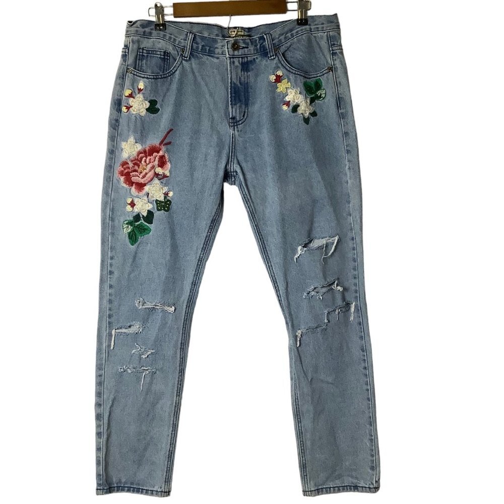 Floral Embroidered Straight Denim Jeans Women Size 2XL Top Trends Cotton Spandex